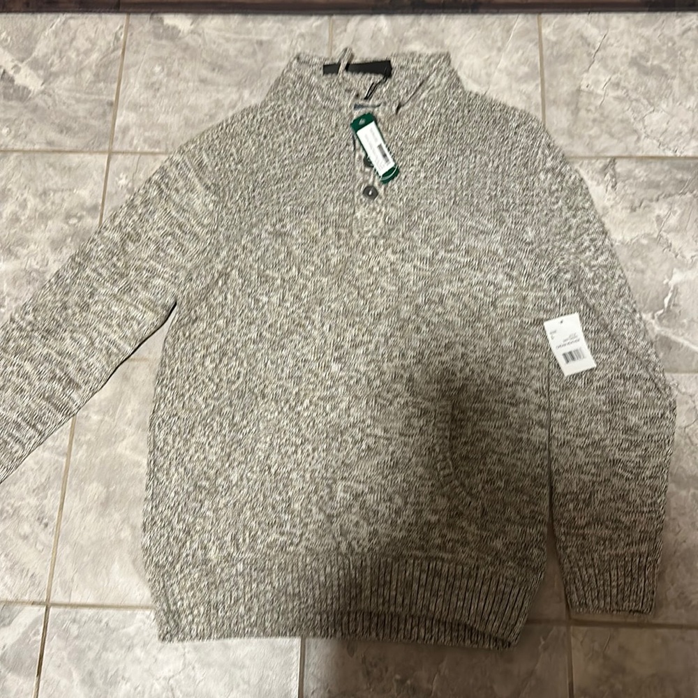 Gray woven Henley pullover sweater men’s size large